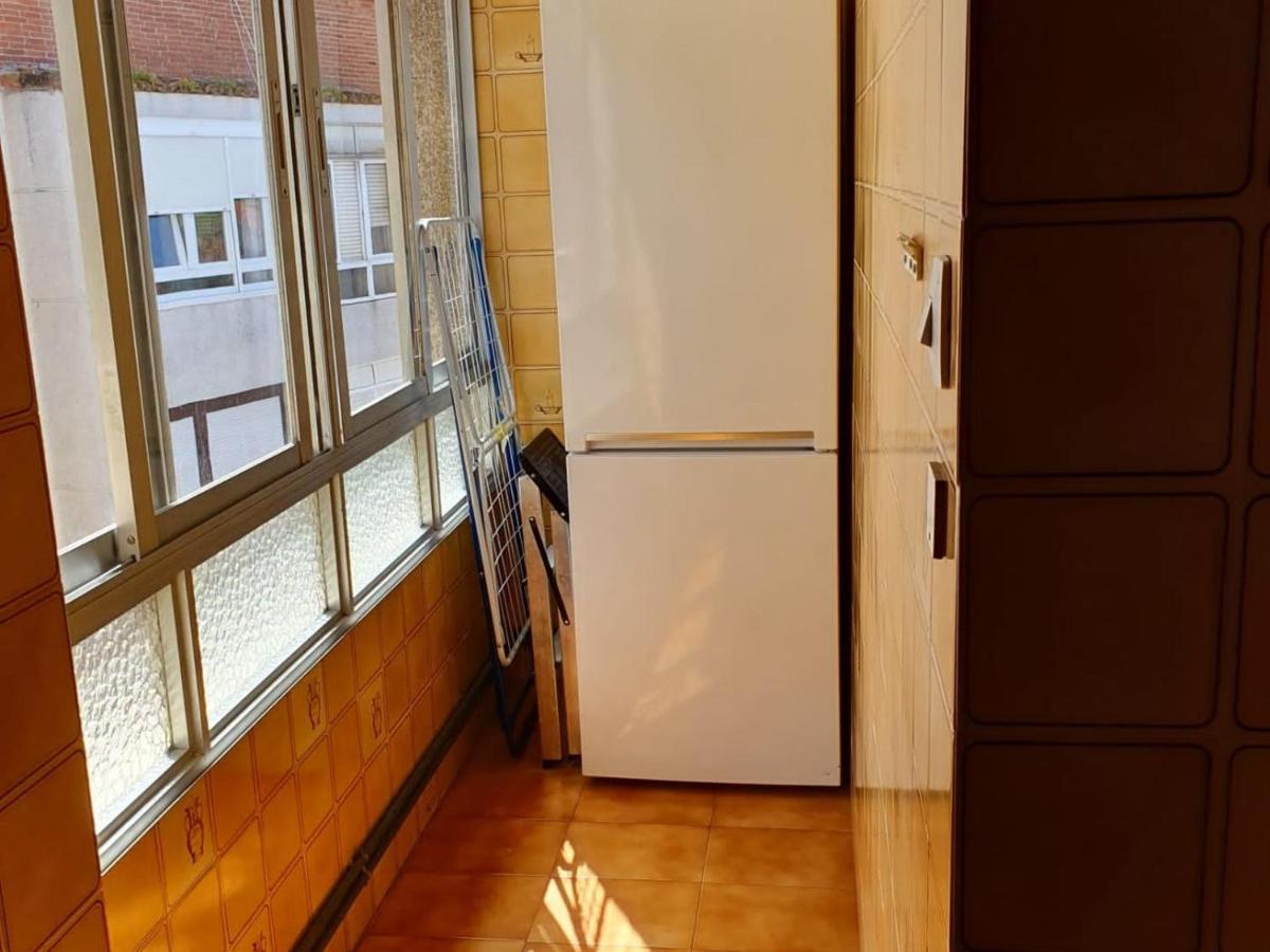 Bonito Apartamento Cerca De Las Playas Santander Esterno foto